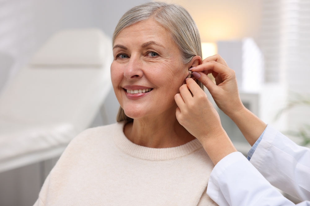 How Do Digital Hearing Aids Reduce Background Noise